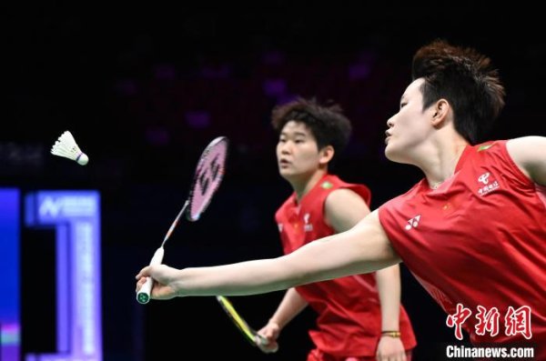 惠盈财富 羽毛球亚锦赛：中国刘圣书/谭宁晋级女双决赛