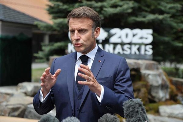 沪深配 法国总统马克龙严肃表态：反对任何导致伊朗政权更迭的军事行动